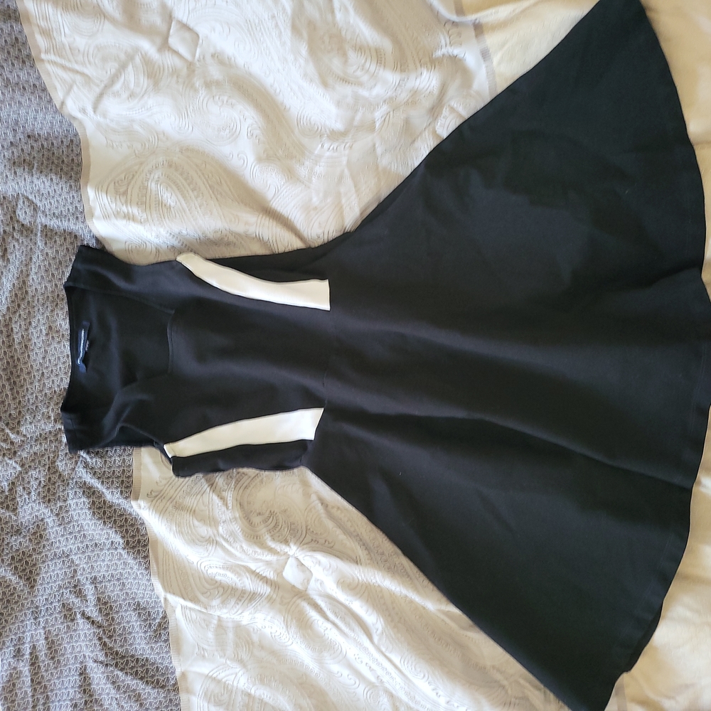 French Connection beautiful Drew's, size 6. In excellent condition
